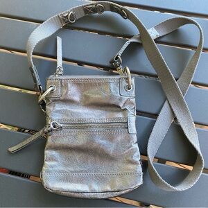 The Sak Crossbody Bag - Silver